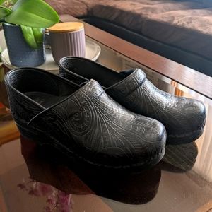 Dansko Tooled Black Leather Clogs